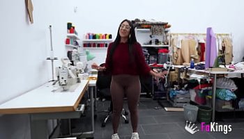 leg stand