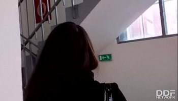 Teen girl tricked gloryhole porn video